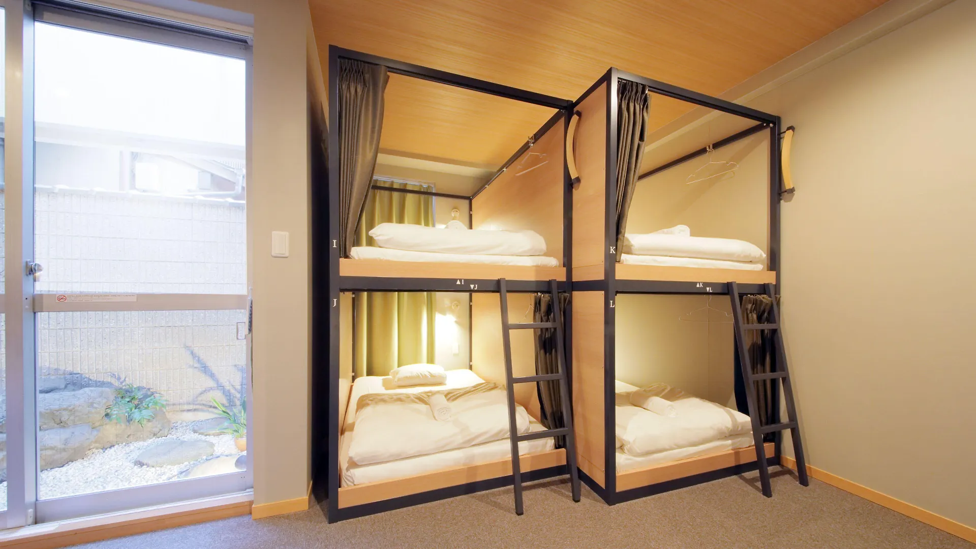 R Star Hostel كيوتو